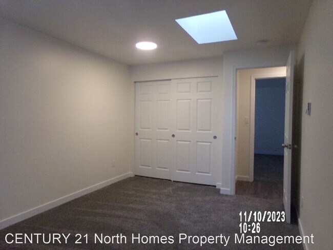 Building Photo - 3 br, 1.5 bath House - 206 S 24th St