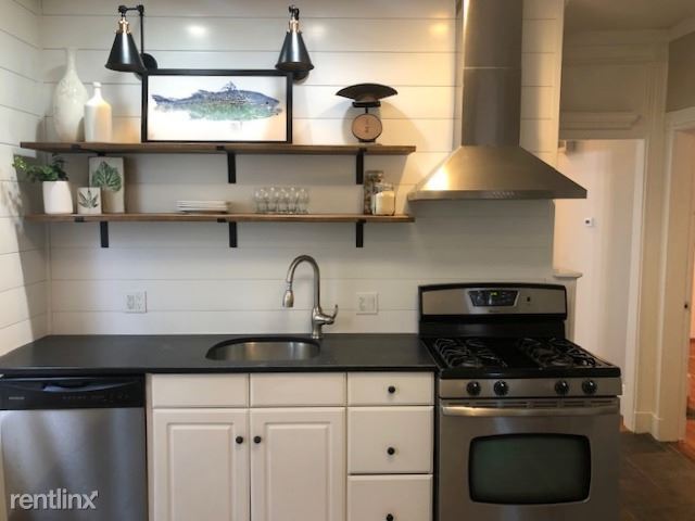 Primary Photo - 2 br, 1 bath Condo - 49 Houghton St