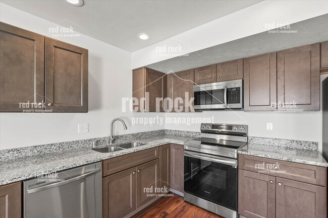 Building Photo - 7113 E Pacific Way