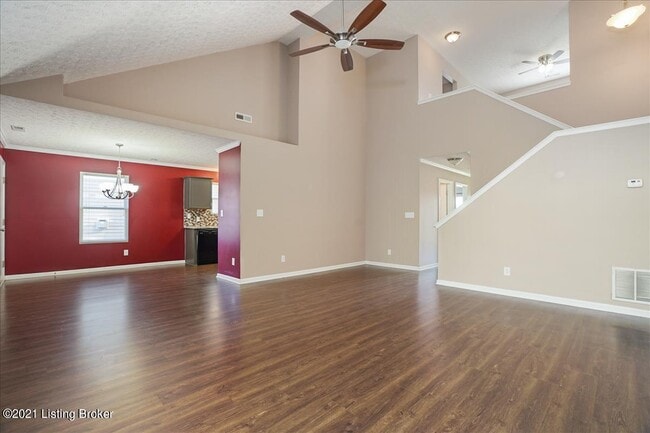 Foto del edificio - 3938 Haystack Dr