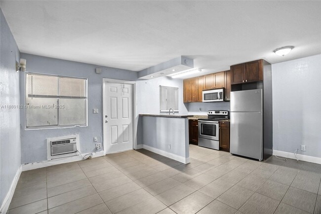 Foto del edificio - 37 SW 14th St