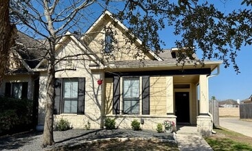 Building Photo - 3611 Cedar Flats Ln