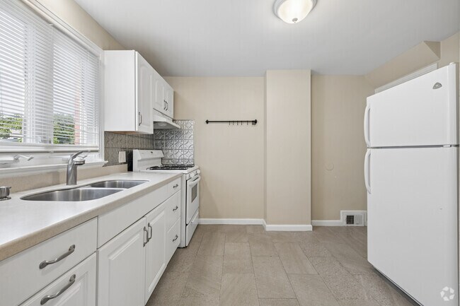 1 dormitorio, 1 baño - 93 metros cuadrados - Cocina - 1160-1164 Whitney Ave