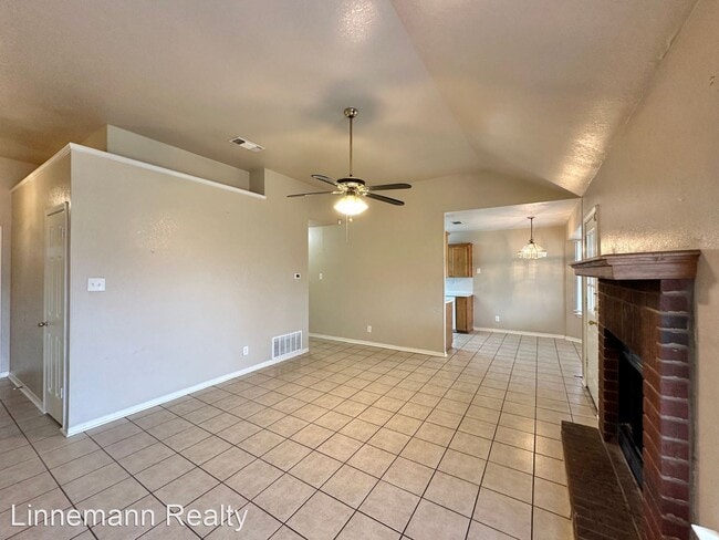 Foto del edificio - 3 br, 2 bath House - 2702 Poage Circle