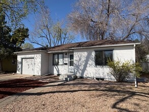 Building Photo - 2437 12th Ave Ct