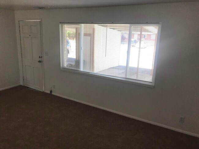 Foto del edificio - 1342-1348-1348 Sudbury Ave