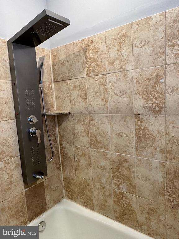 Foto del edificio - 404 W Walnut Ln