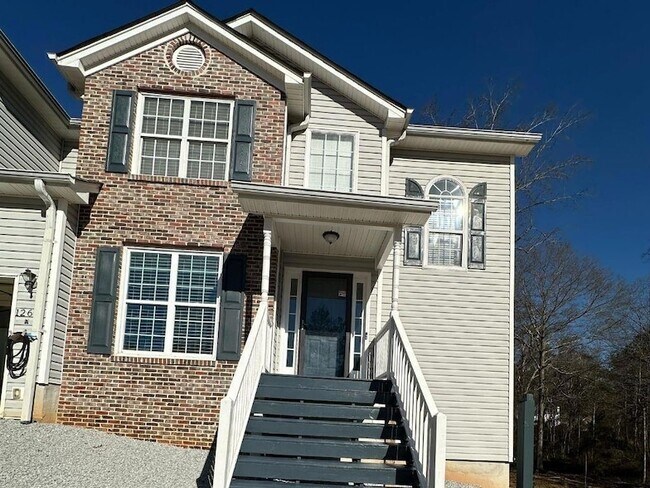 Foto del edificio - 1261 Lakeview Rd