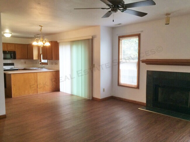 Building Photo - 4700 W 24th St