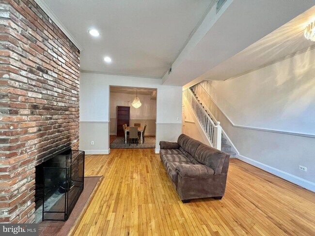 Foto del edificio - 824 7th St NE
