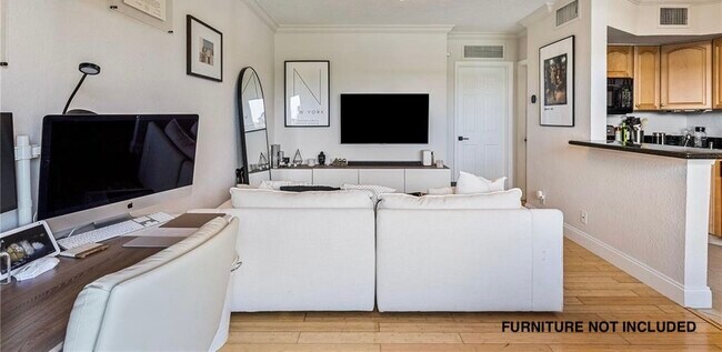 Foto del edificio - 744 NE 14th Ave