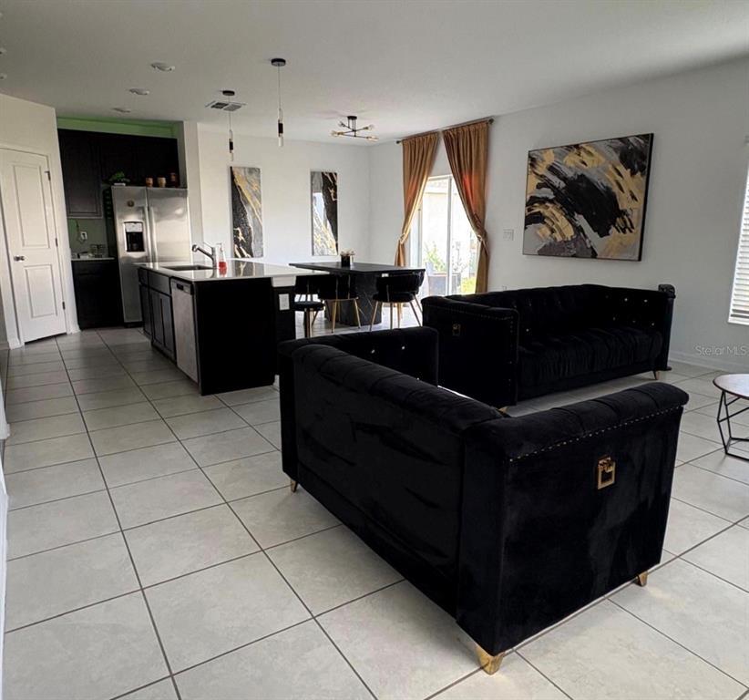 Building Photo - 626 Bell Prairie Cir