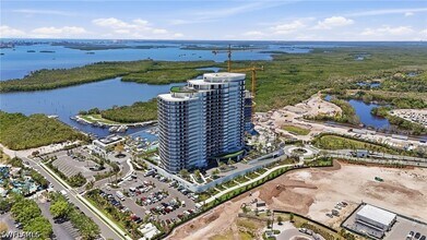 Building Photo - 5000 Coconut Rd