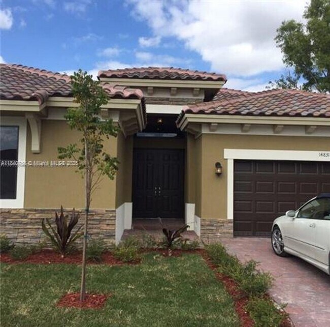 Foto del edificio - 14831 SW 33rd Terrace