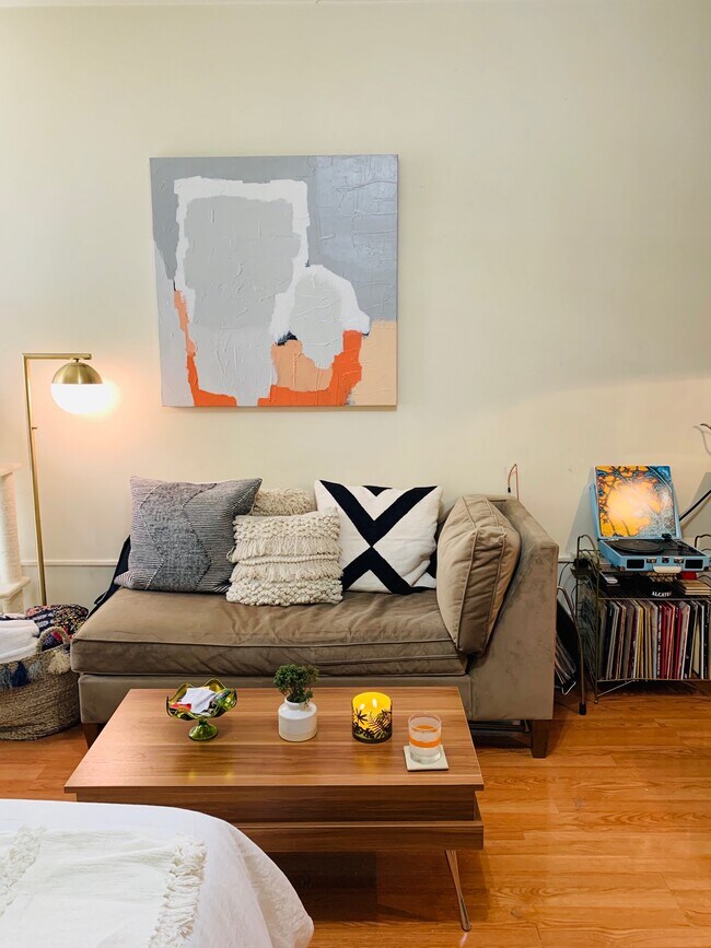 Foto del edificio - 1324 Locust St