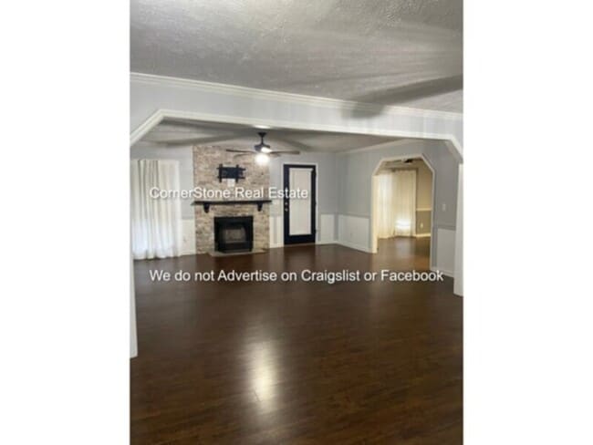 Foto del edificio - 7640 Southbend Dr