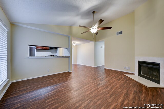 Building Photo - 9851 Ardash Ln