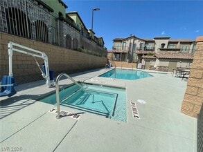 Building Photo - 6444 Spring Jog St