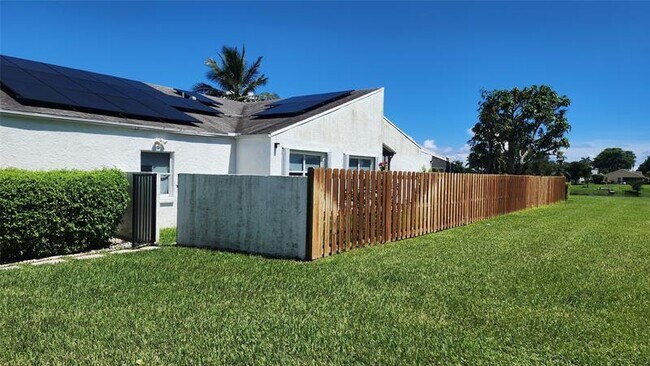 Foto del edificio - 2111 NW 12th St