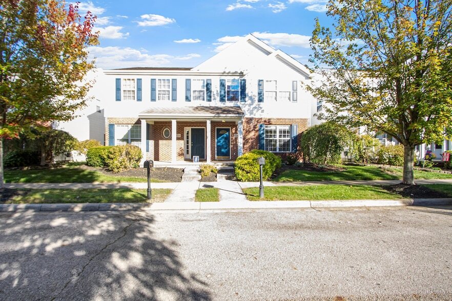 Foto principal - 6140 Ashtead Dr