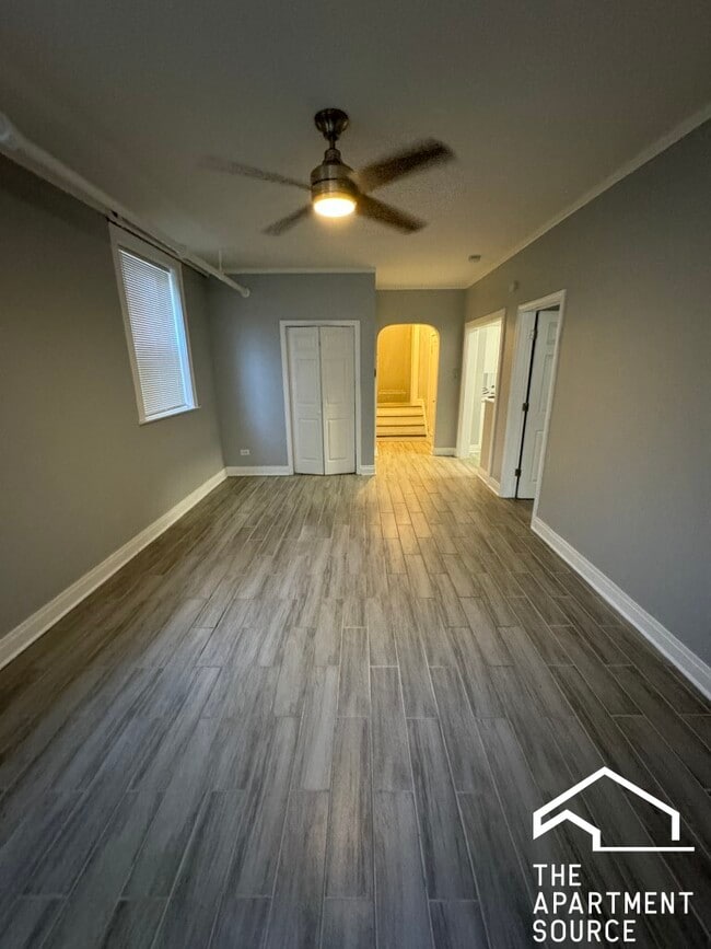 Foto del edificio - 2838 W Addison St