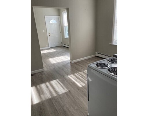 Foto del edificio - 295 Crescent St