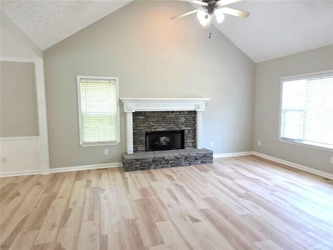 Foto del edificio - 6009 Deer Springs Ln NW