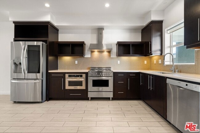 Foto del edificio - 13045 Pacific Promenade