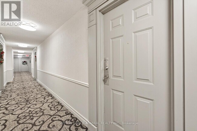 Building Photo - 141 Woodbridge Ave