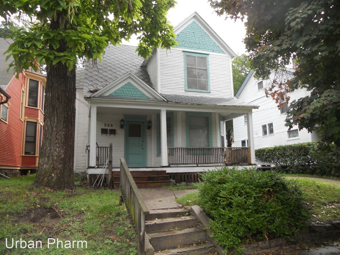 Primary Photo - 306 Hollister Ave SE