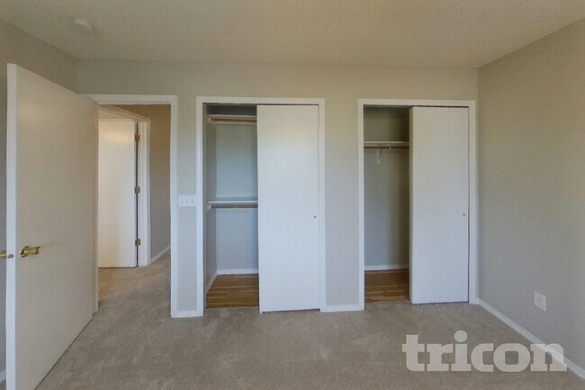 Foto del edificio - 2920 Frazier Ln