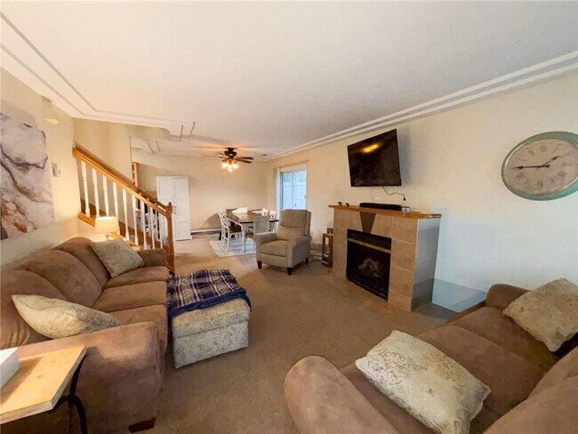 Foto del edificio - 21222 Shetland Dr N