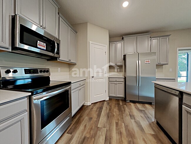 Building Photo - 132 Edge Pk Trl