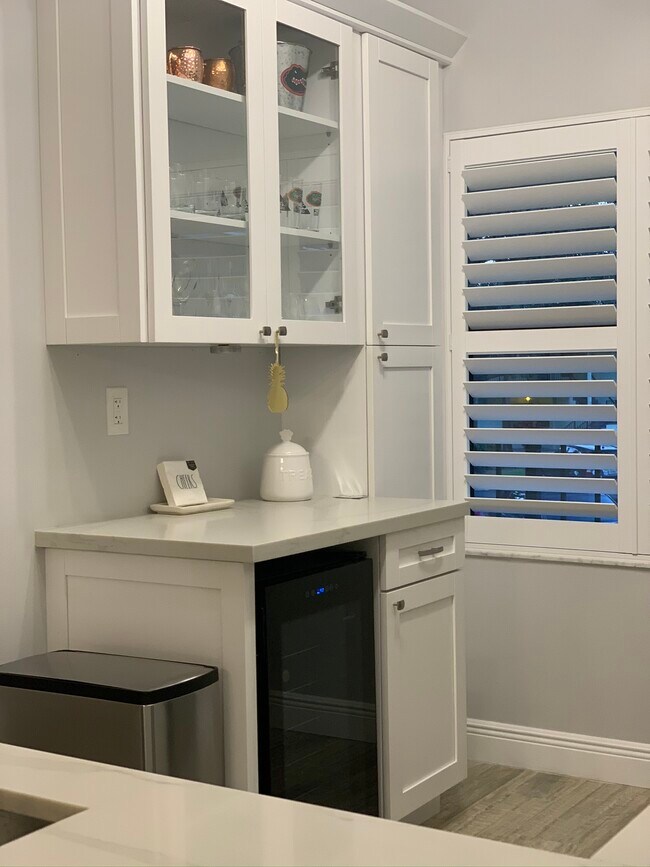 Beverage refrigerator - 1401 Sabal Ridge Cir