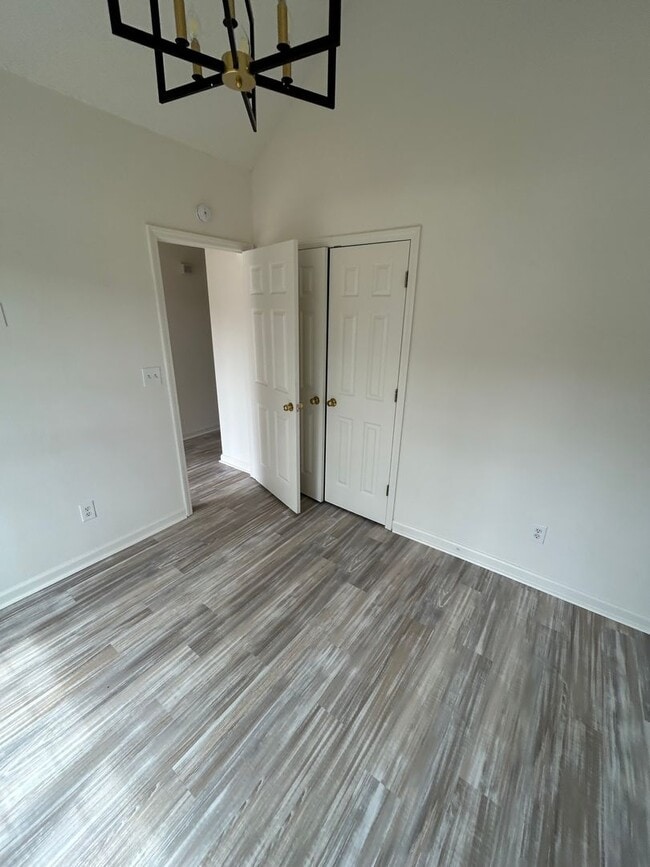 Building Photo - 545 Carlton Pointe Dr
