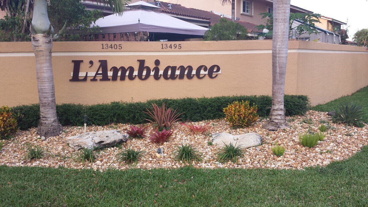 Foto principal - 13471 SW 62nd St
