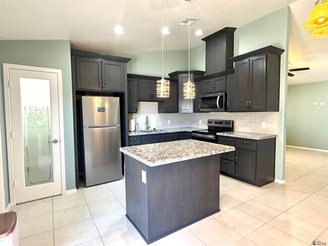 Foto del edificio - 12673 S Prescott Rd