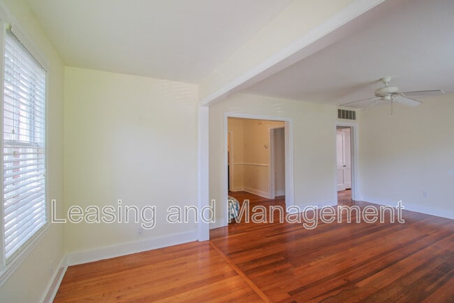 Photo - 51 Timmerman Dr House