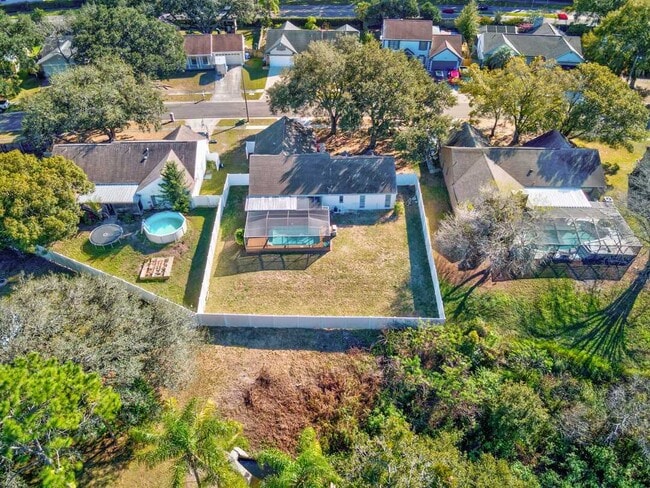 Building Photo - 1330 Peachfield Dr