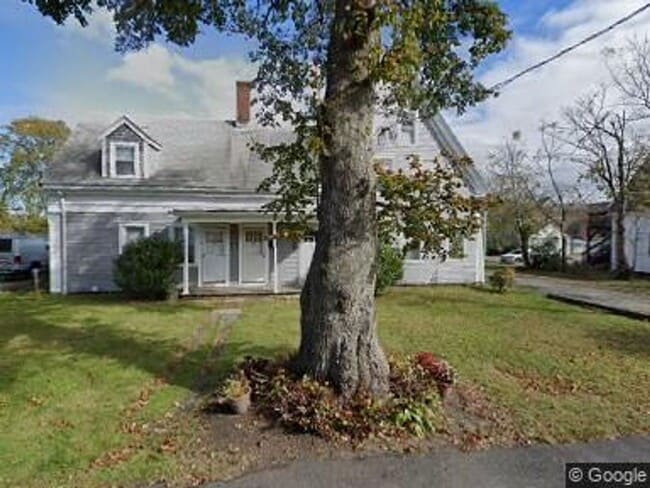 Building Photo - 42-46 School Street