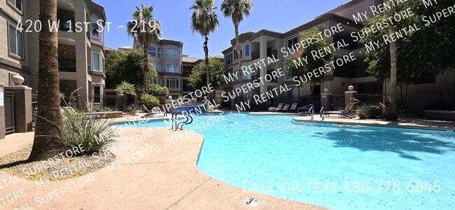 Photo - 420 W 1st St Townhome