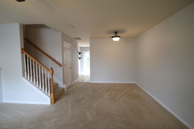 Foto del edificio - Exclusively offered by MUSE REALTY, LLC