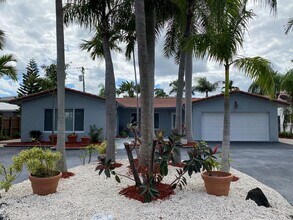 Building Photo - 1730 NE 56th Ct
