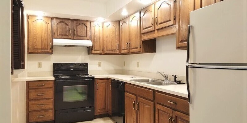 Primary Photo - 509 Oak Glen Drive