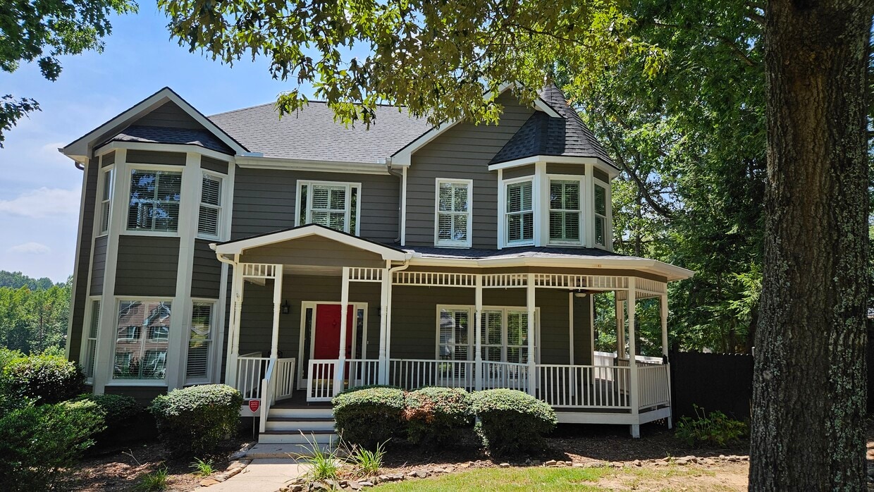 Primary Photo - 1680 Heritage Dr