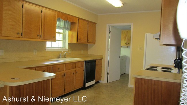 Building Photo - 2 br, 2 bath House - 2 Pope Ct.