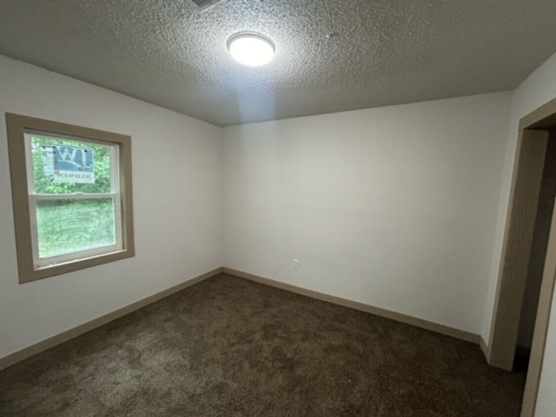 Foto del edificio - 2 Bed 1 Bath house