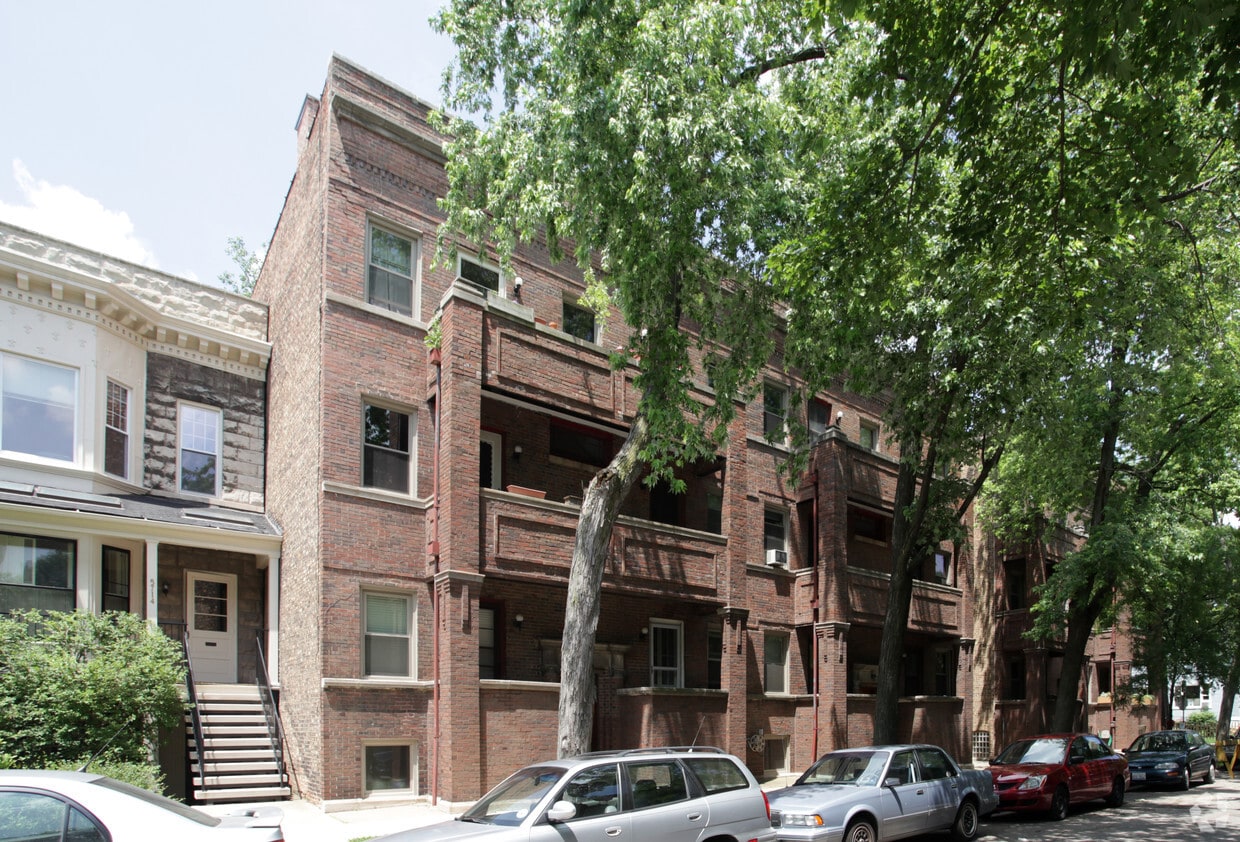 Building Photo - 5704-5710 S Kimbark Ave