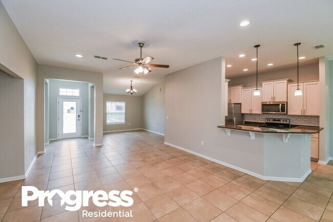 Building Photo - 75094 Fern Creek Dr