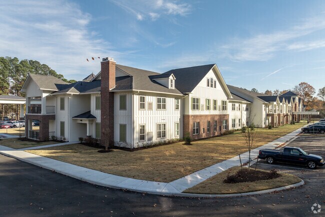 Foto del edificio - Harper’s Station